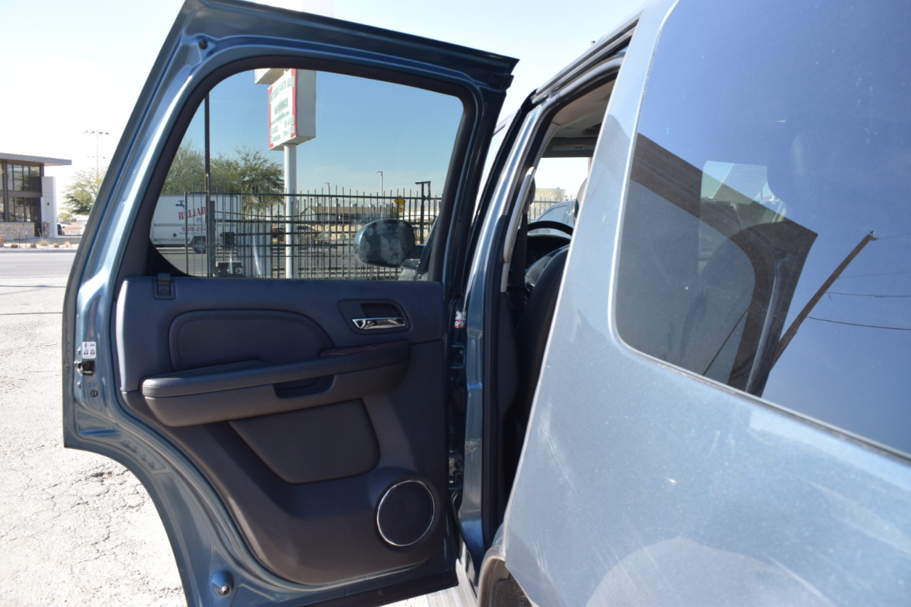 Cadillac Escalade 2WD 2008