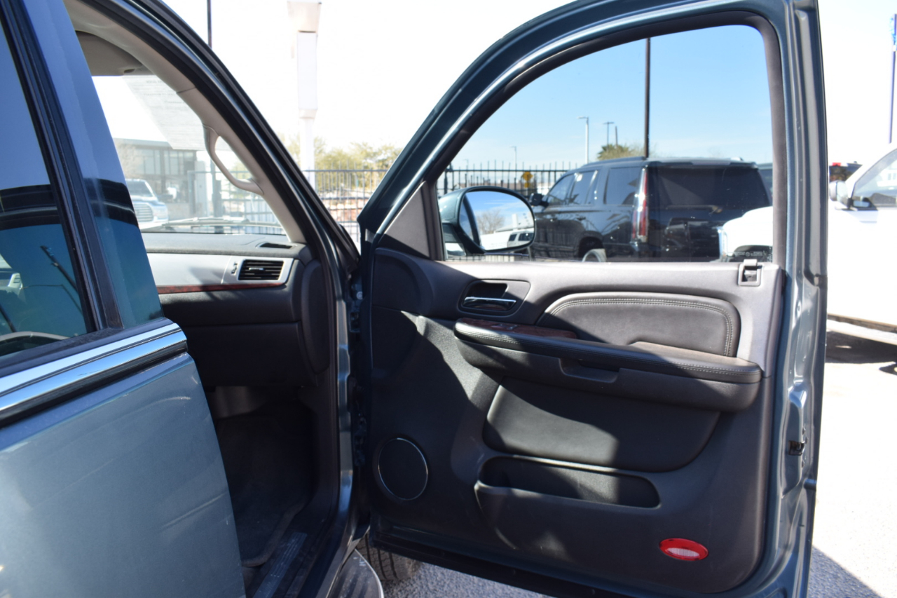 Cadillac Escalade 2WD 2008