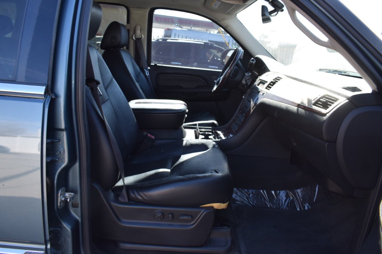 Cadillac Escalade 2WD 2008