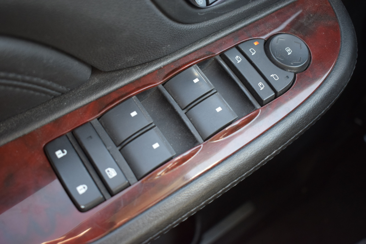 Cadillac Escalade 2WD 2008