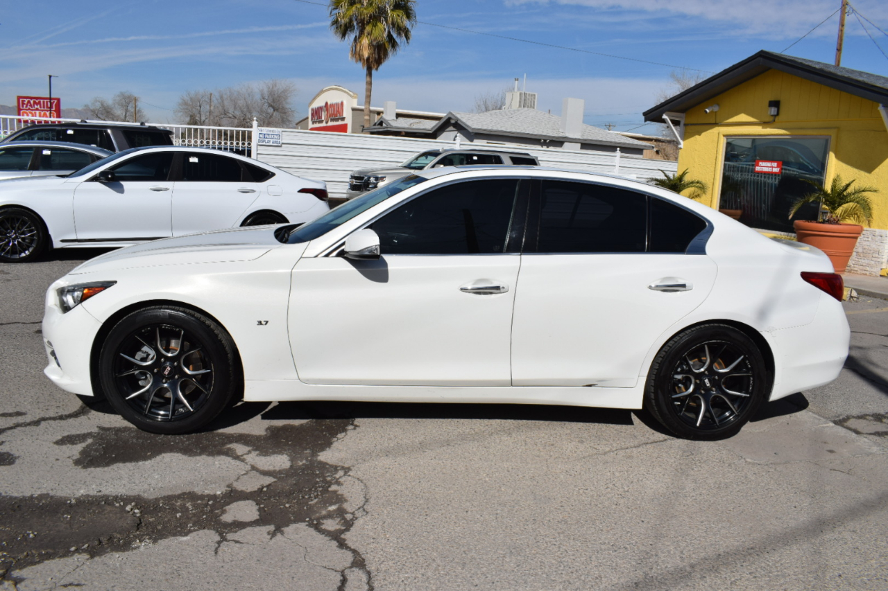 Infiniti Q50 Premium 2015