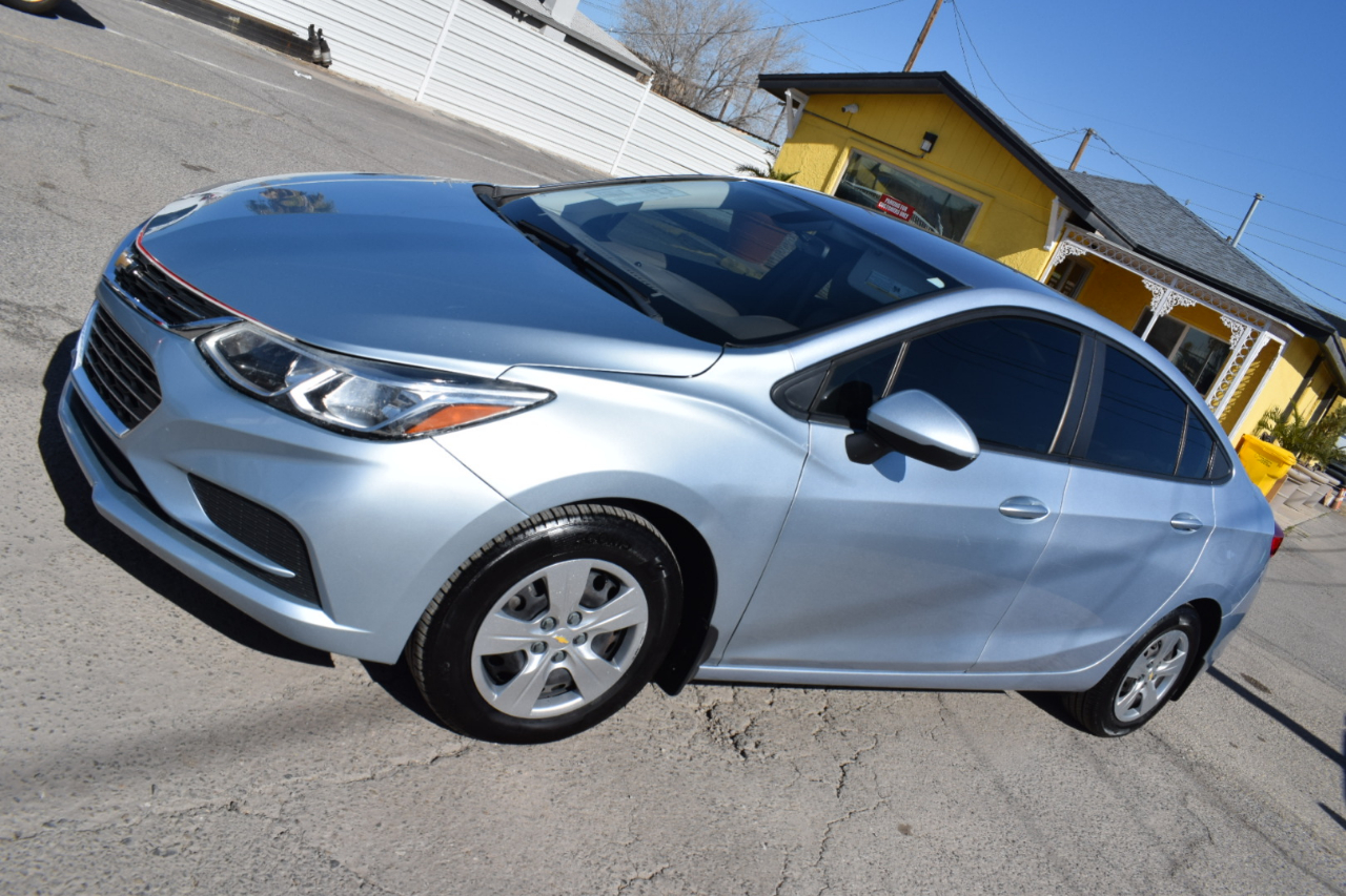 Chevrolet Cruze LS Auto 2018