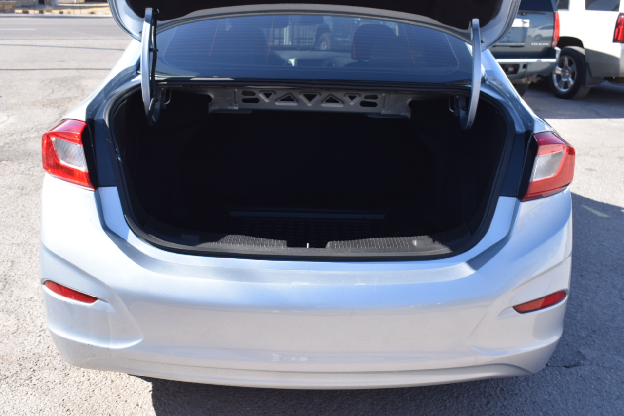 Chevrolet Cruze LS Auto 2018