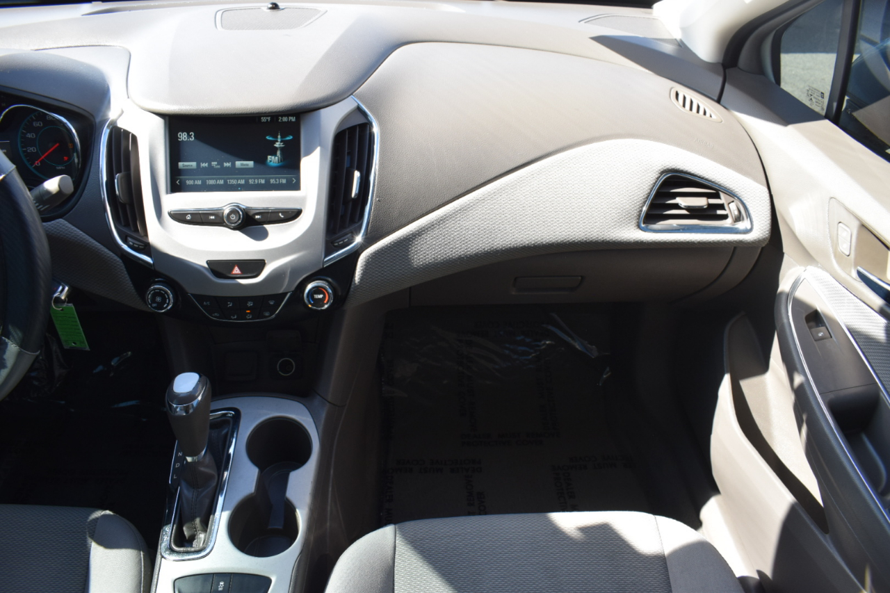 Chevrolet Cruze LS Auto 2018