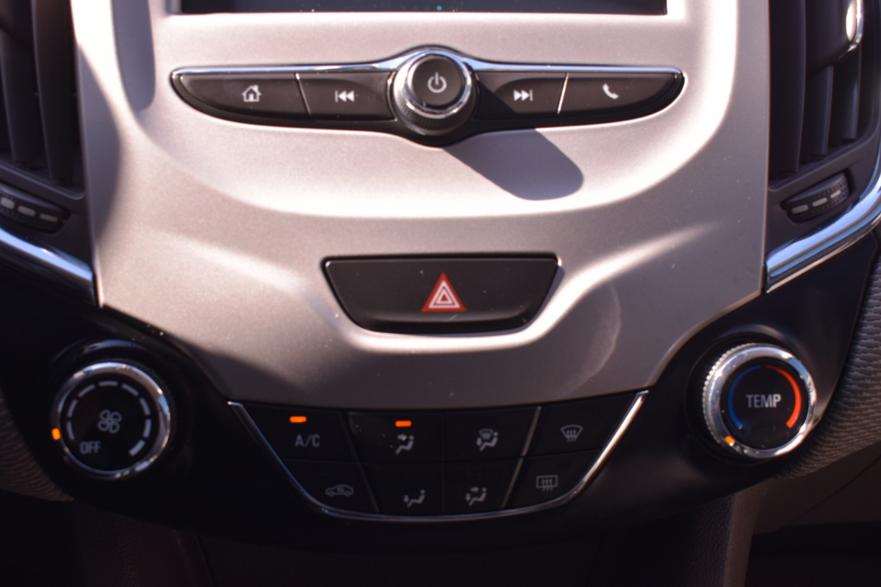 Chevrolet Cruze LS Auto 2018