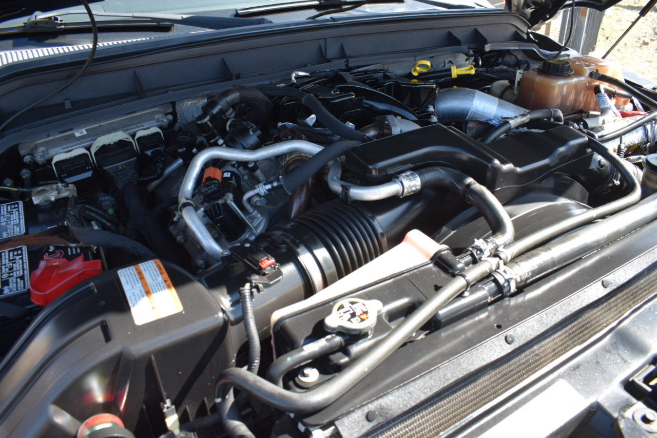 Ford F-250 SD Lariat Crew Cab 4WD 2015