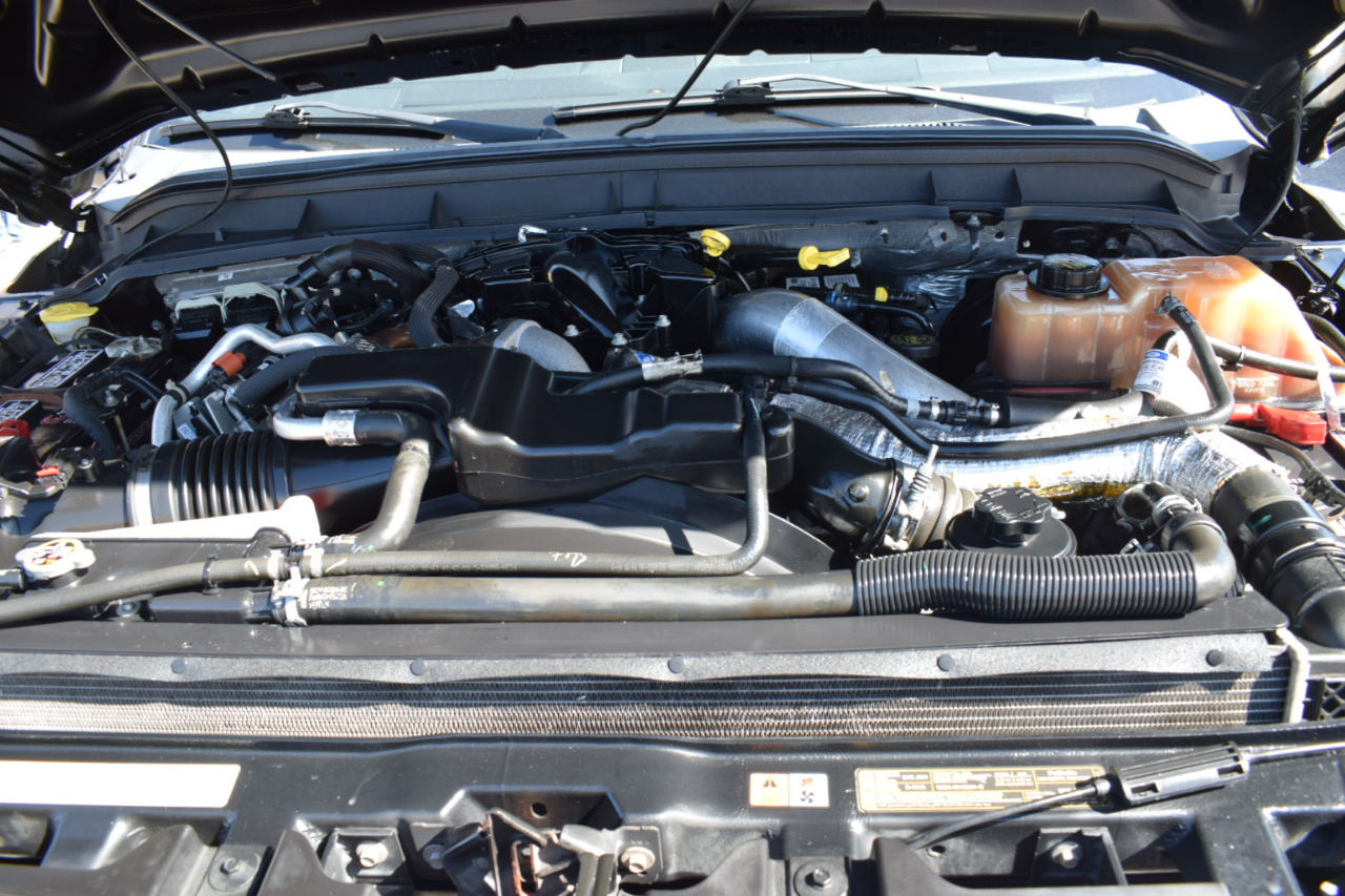 Ford F-250 SD Lariat Crew Cab 4WD 2015