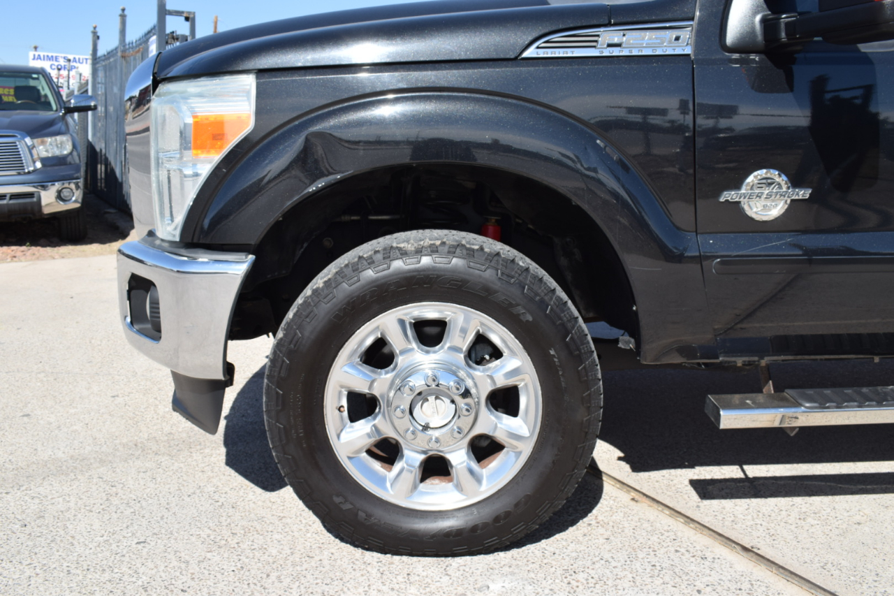 Ford F-250 SD Lariat Crew Cab 4WD 2015