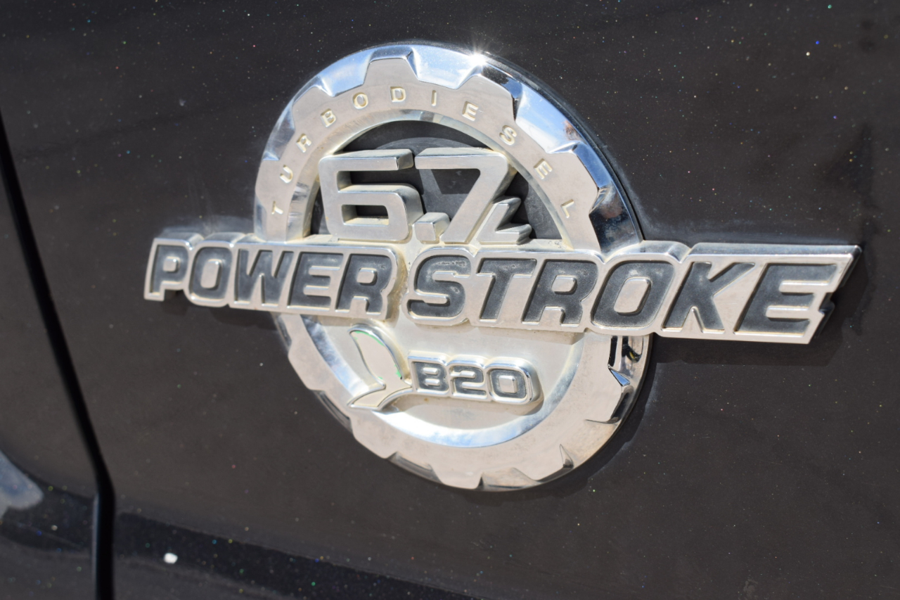 Ford F-250 SD Lariat Crew Cab 4WD 2015