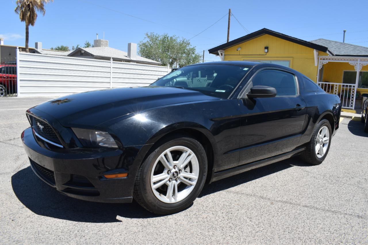 Ford Mustang V6 Coupe 2014