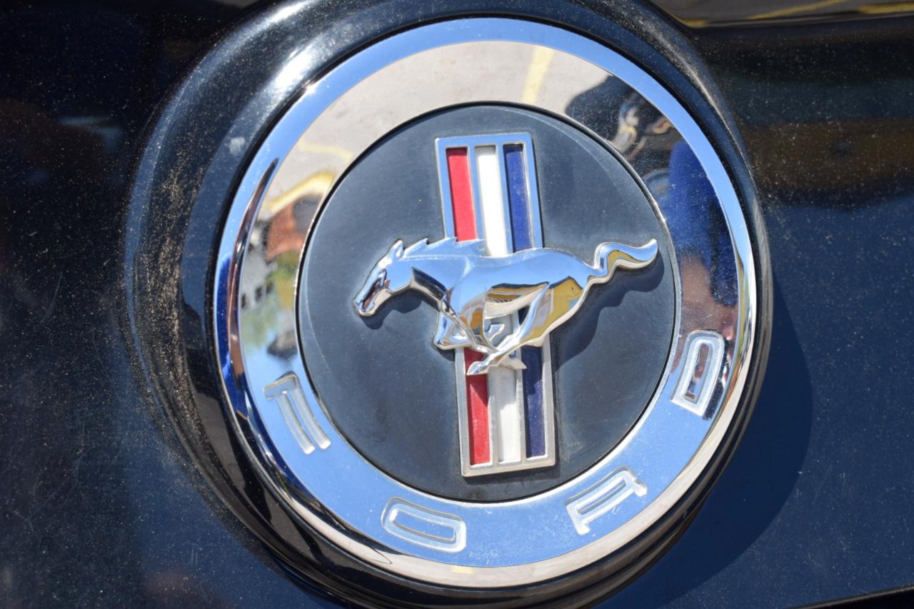 Ford Mustang V6 Coupe 2014