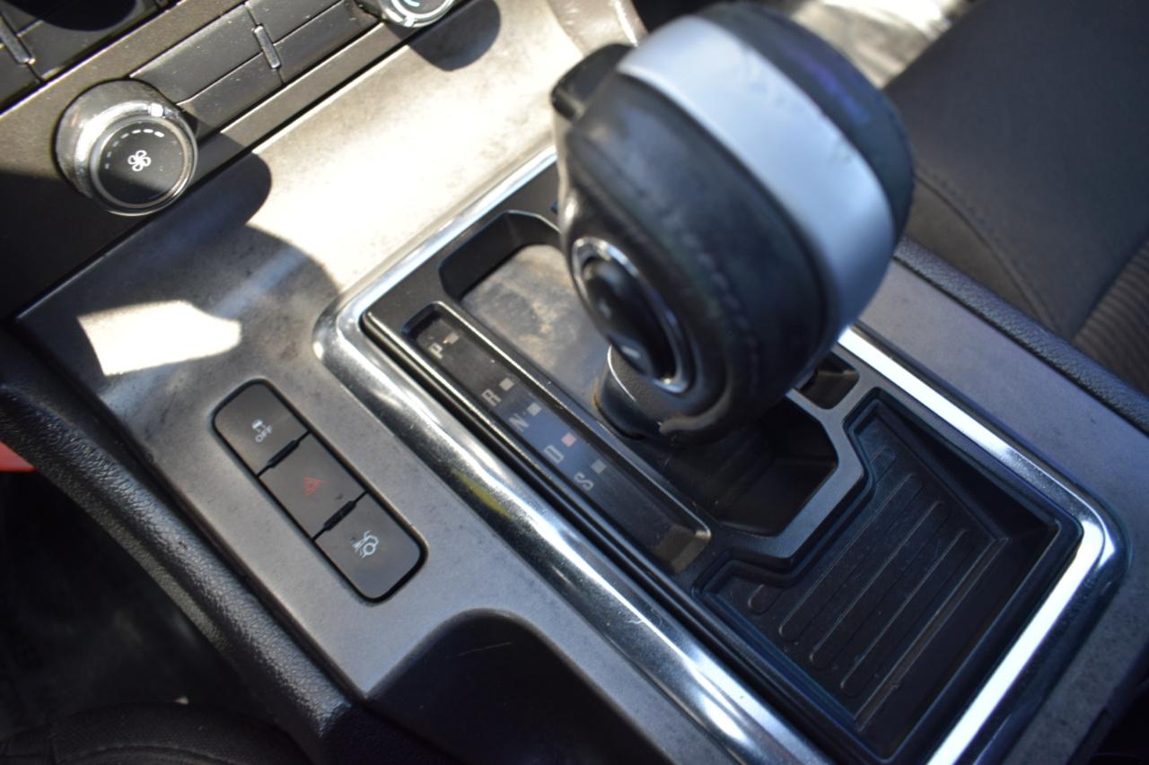 Ford Mustang V6 Coupe 2014