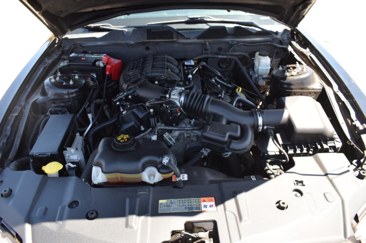 Ford Mustang V6 Coupe 2014