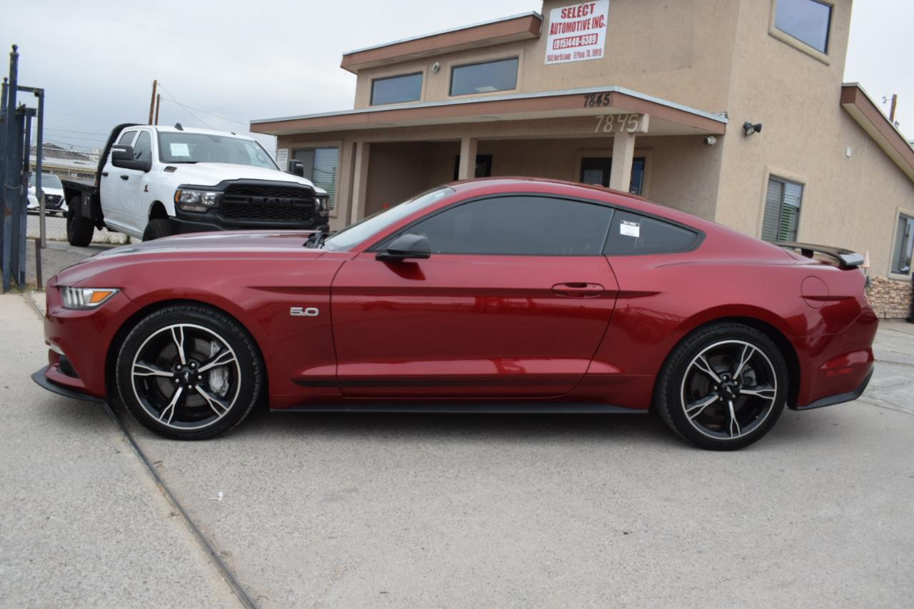 Ford Mustang GT Premium Coupe 2017