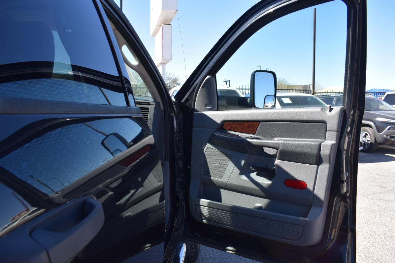 Dodge Ram 3500 ST Quad Cab LWB 4WD DRW 2008