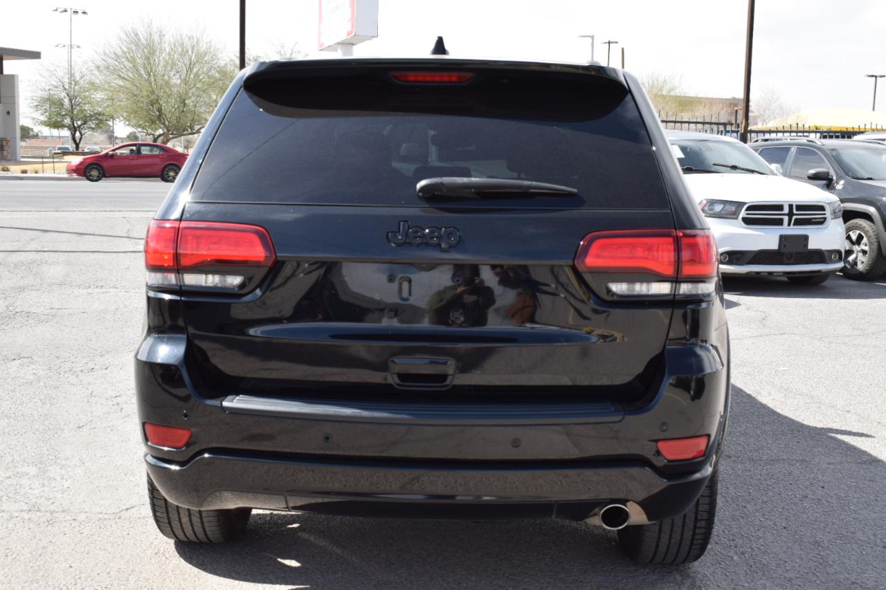 Jeep Grand Cherokee Laredo E 2WD 2021