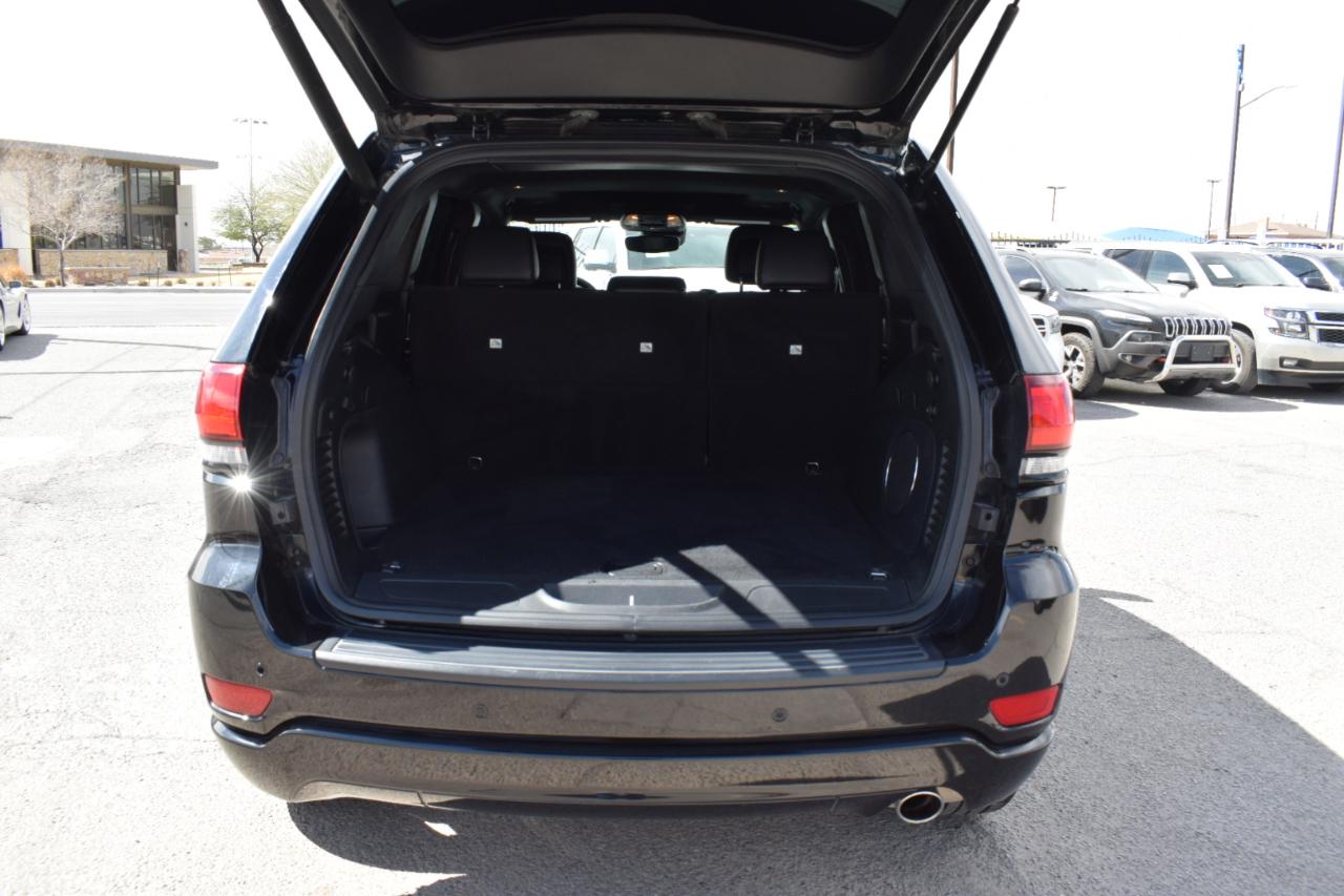 Jeep Grand Cherokee Laredo E 2WD 2021