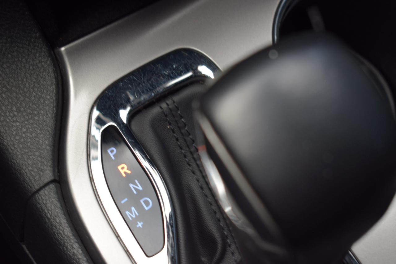 Jeep Grand Cherokee Laredo E 2WD 2021