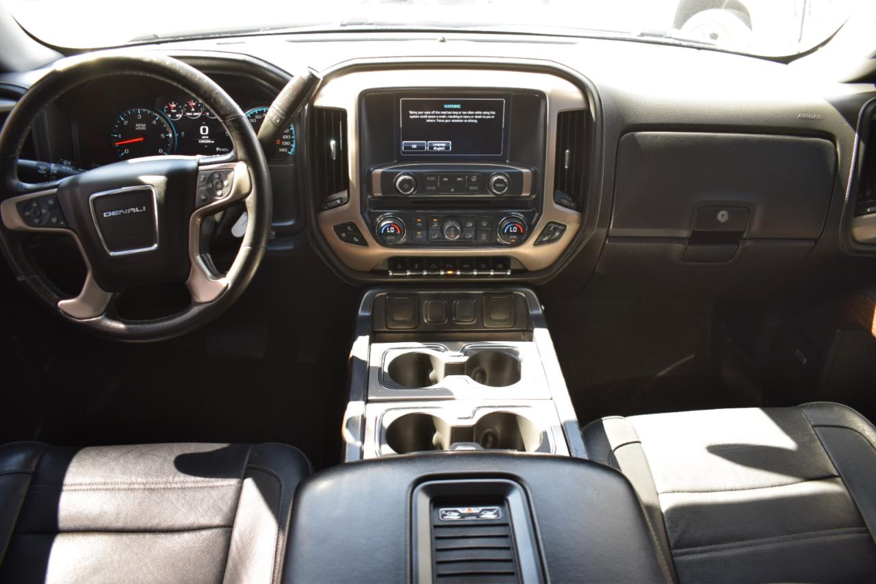 GMC Sierra 1500 Denali Crew Cab Short Box 4WD 2017