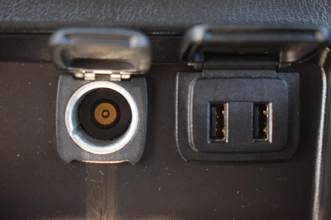 GMC Yukon SLT 2WD 2017