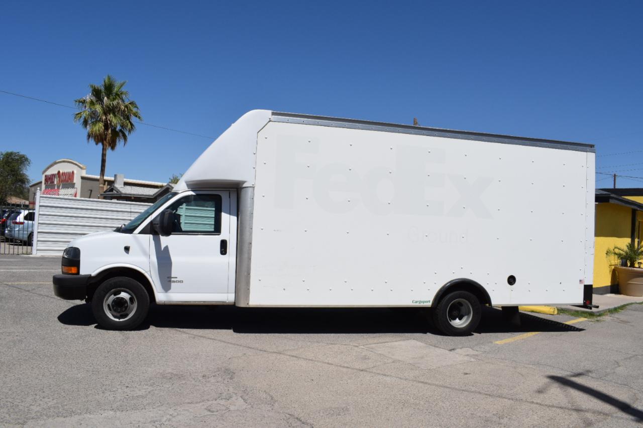 GMC Savana G4500 177 in. 2019