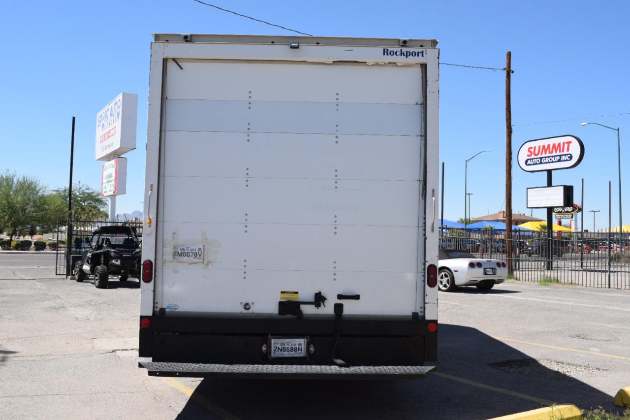 GMC Savana G4500 177 in. 2019