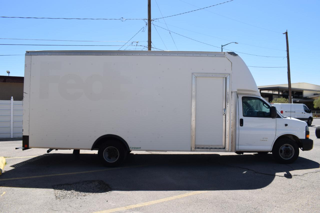 GMC Savana G4500 177 in. 2019