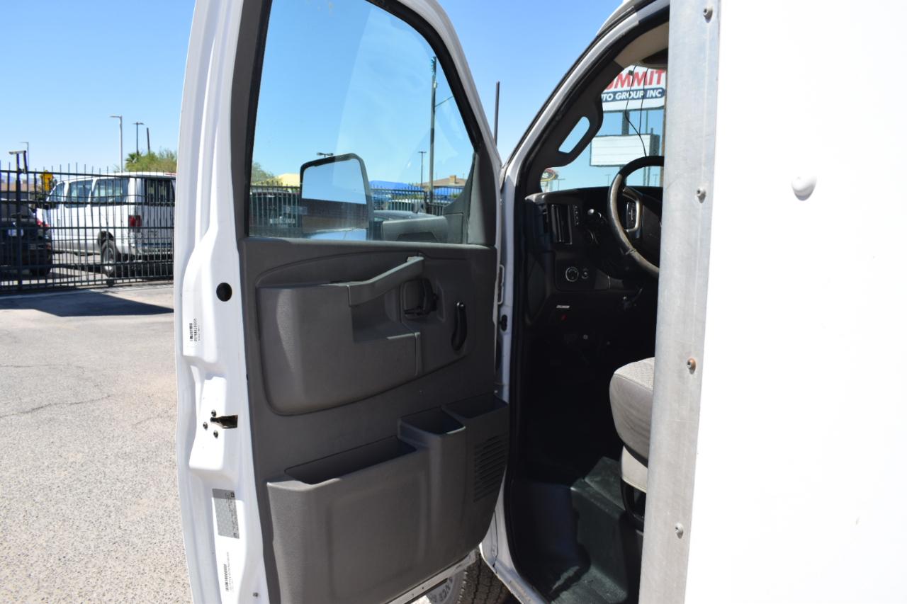 GMC Savana G4500 177 in. 2019