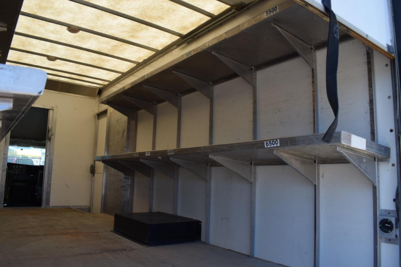 GMC Savana G4500 177 in. 2019