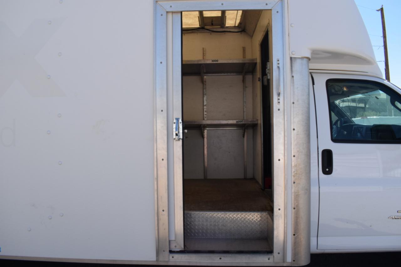 GMC Savana G4500 177 in. 2019