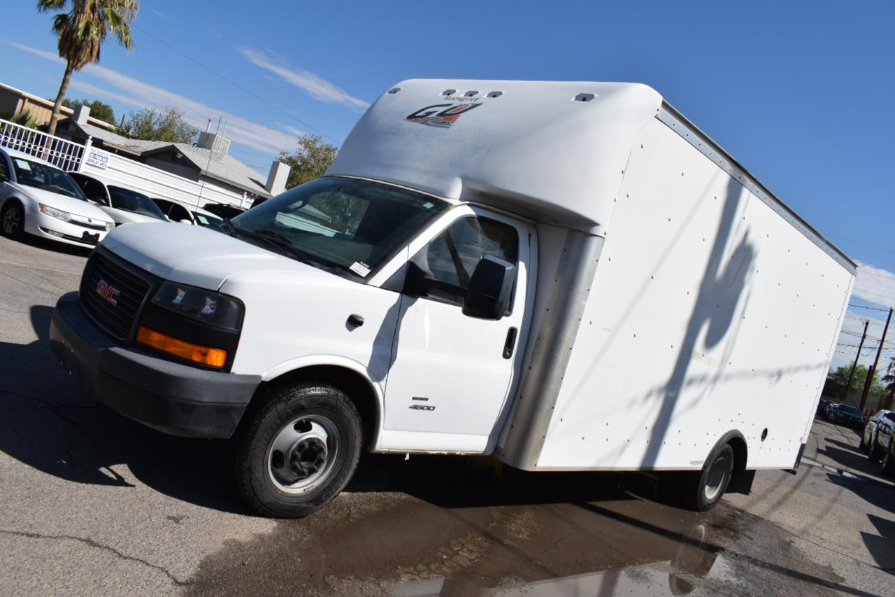 GMC Savana G4500 177 in. 2019