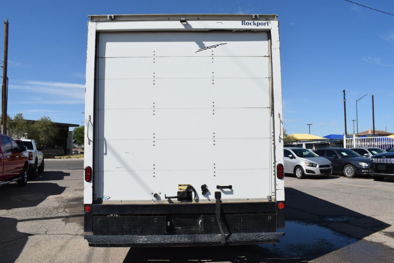 GMC Savana G4500 177 in. 2019