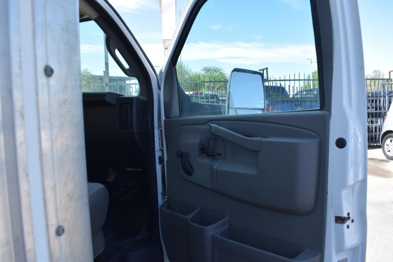 GMC Savana G4500 177 in. 2019