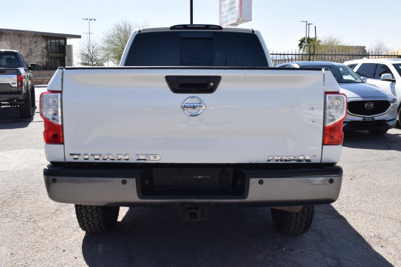Nissan Titan XD PRO-4X 4WD Diesel 2016