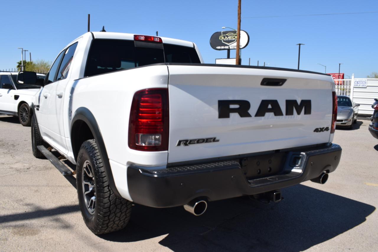RAM 1500 Rebel Crew Cab SWB 4WD 2016