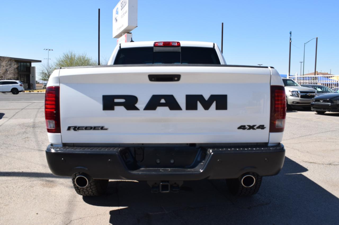 RAM 1500 Rebel Crew Cab SWB 4WD 2016