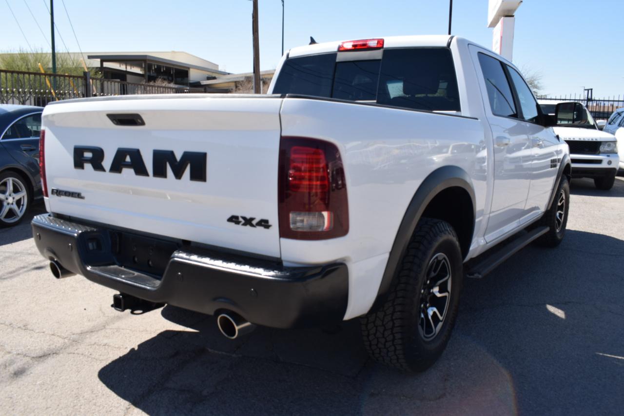 RAM 1500 Rebel Crew Cab SWB 4WD 2016