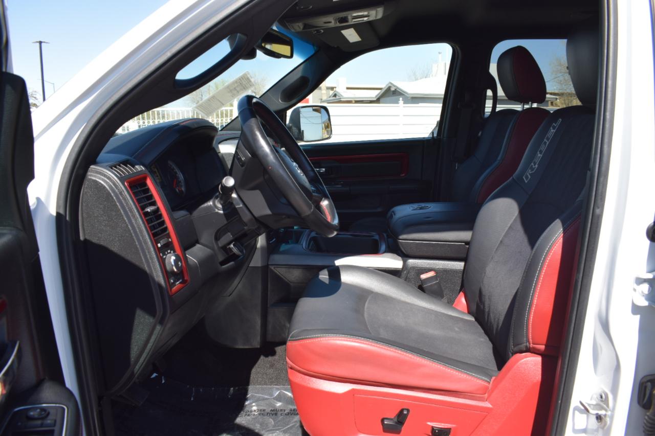 RAM 1500 Rebel Crew Cab SWB 4WD 2016