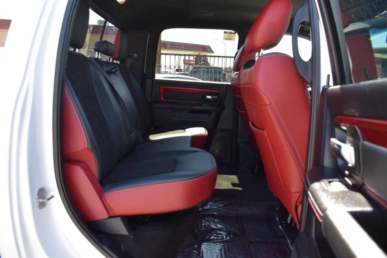 RAM 1500 Rebel Crew Cab SWB 4WD 2016