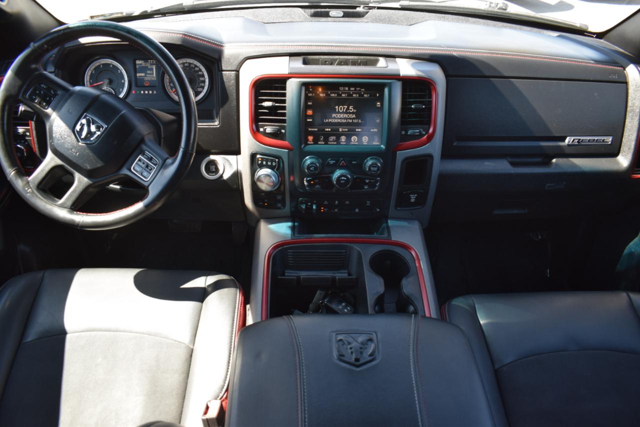 RAM 1500 Rebel Crew Cab SWB 4WD 2016