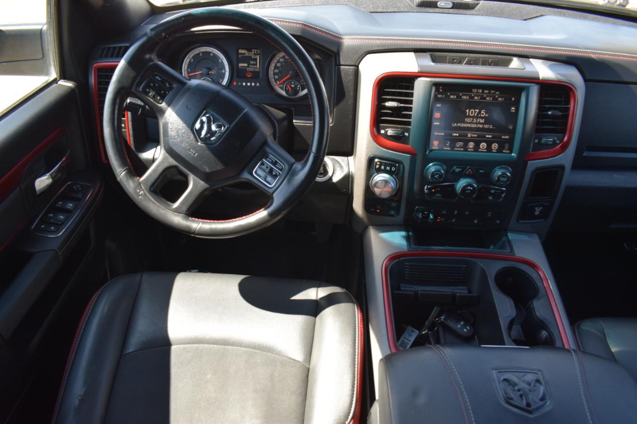 RAM 1500 Rebel Crew Cab SWB 4WD 2016