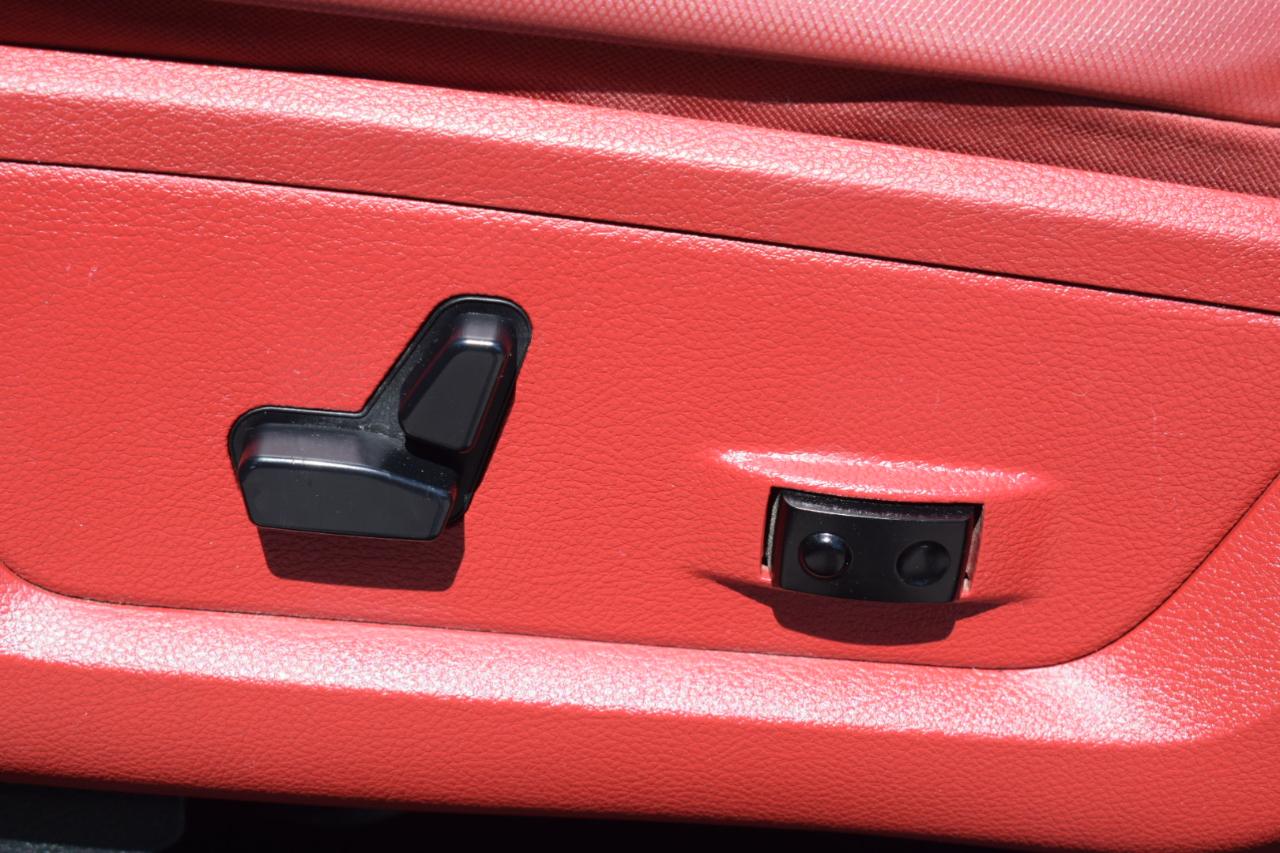 RAM 1500 Rebel Crew Cab SWB 4WD 2016