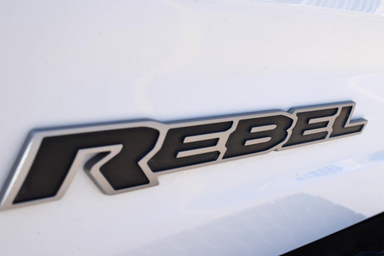 RAM 1500 Rebel Crew Cab SWB 4WD 2016