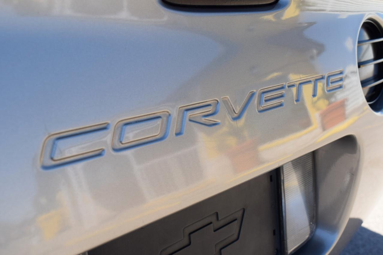 Chevrolet Corvette Coupe 2001