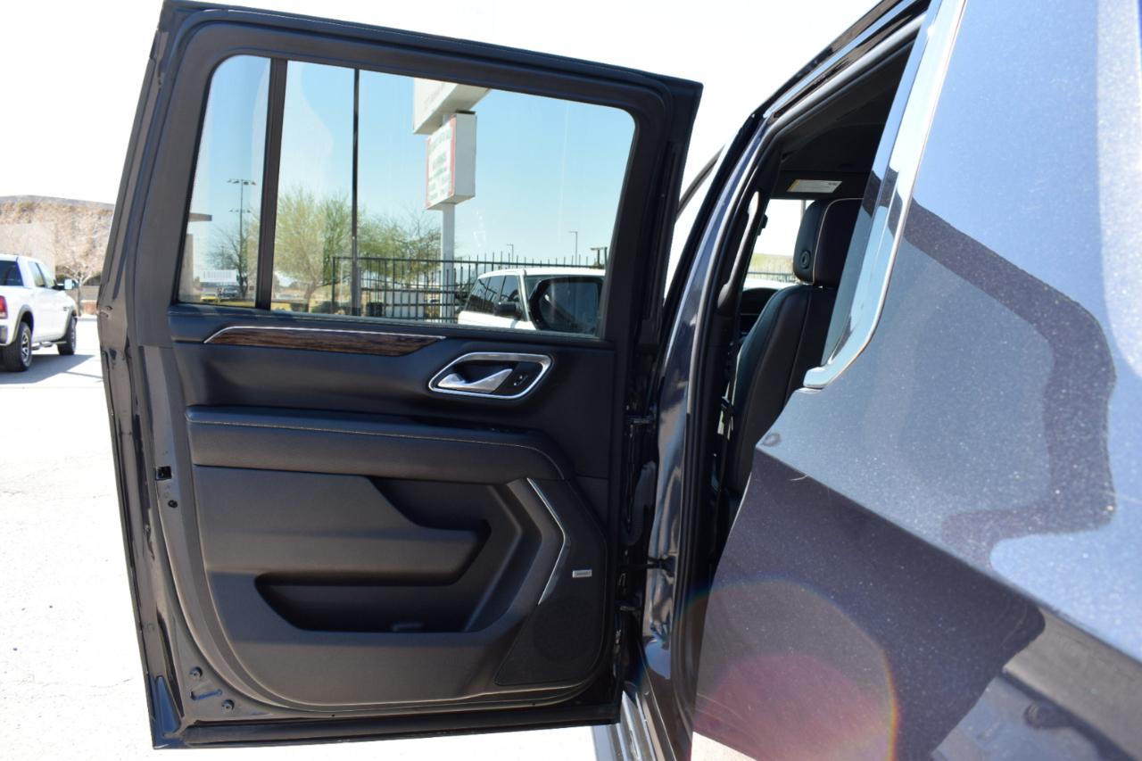 Chevrolet Suburban Premier 2023