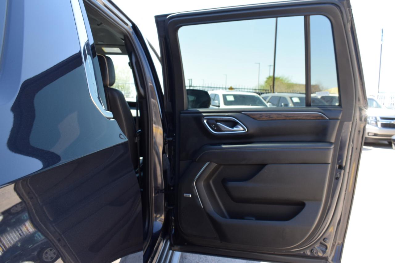 Chevrolet Suburban Premier 2023