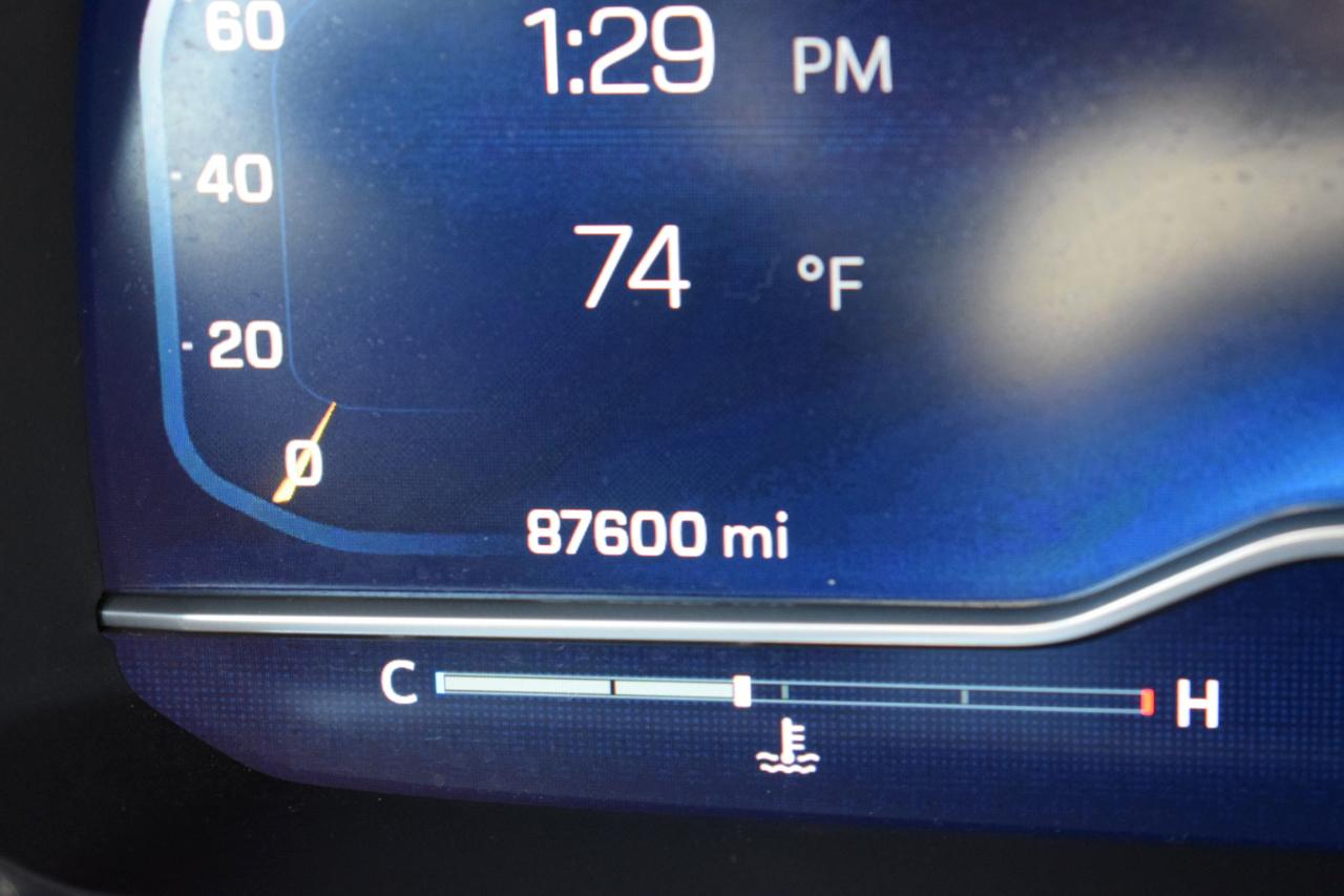 Chevrolet Suburban Premier 2023