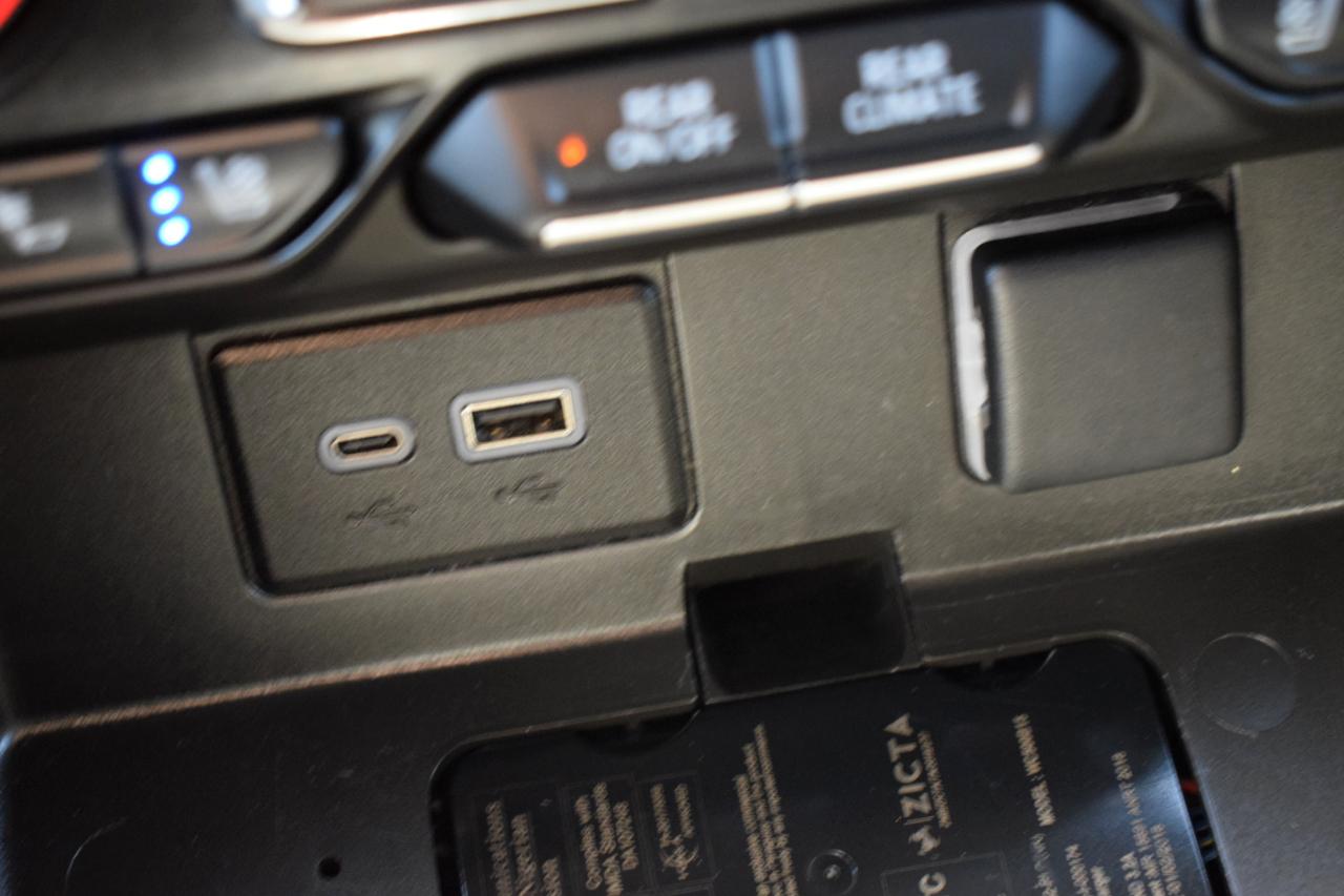 Chevrolet Suburban Premier 2023