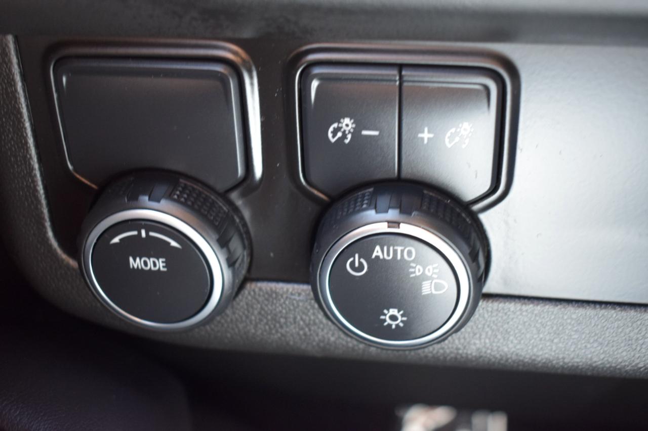 Chevrolet Suburban Premier 2023