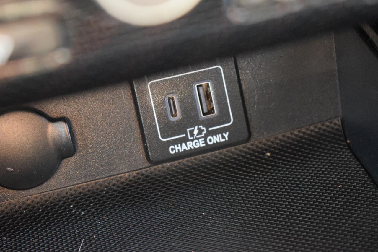 Nissan Pathfinder Rock Creek 4D SUV 4WD 2019